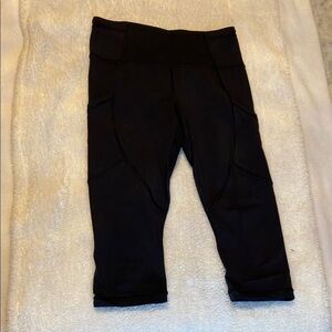 Lululemon capri leggings